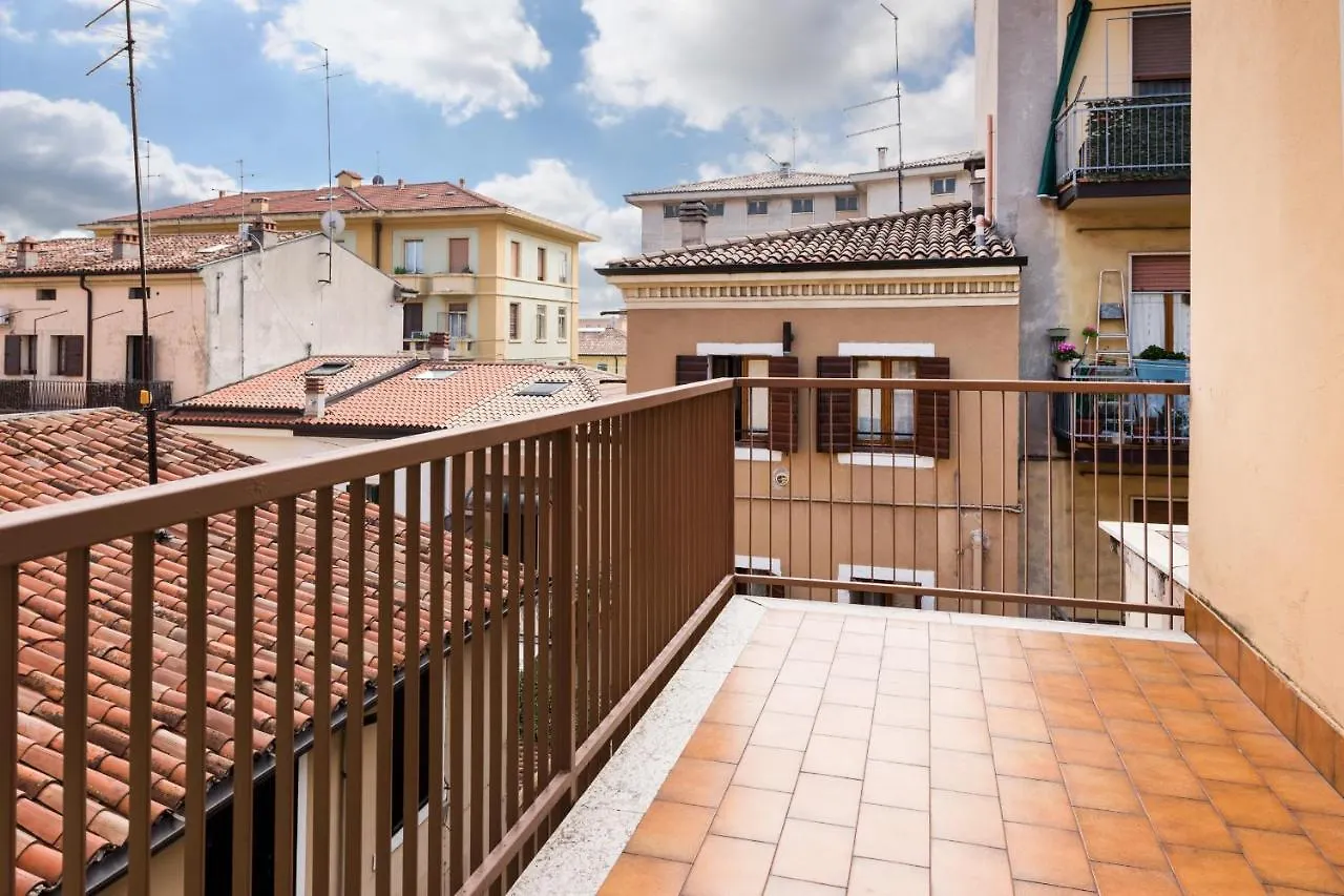 Pisano12 Apartment Verona Italy